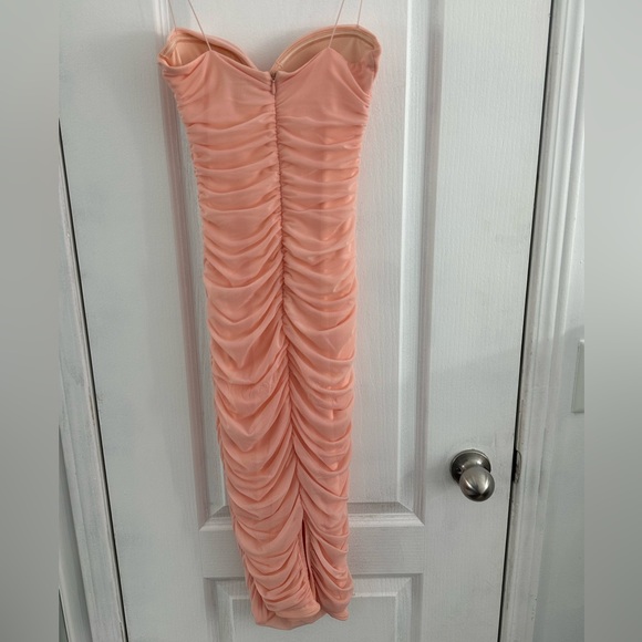 Oh Polly dress blush - Picture 3 of 4